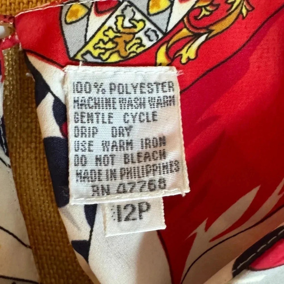 Red, Black, Gold Galinda Wans La Chine Petites Patterned Short Sleeve Top 12P - Picture 7 of 9